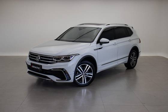 VOLKSWAGEN TIGUAN 2.0 300 TSI GASOLINA ALLSPACE R-LINE AUTOMÁTICO
